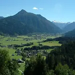 アパート In Near Slopes フラッハウ